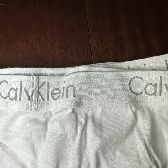 Special bundle for buyer- Calvin Klein - Picture 3 of 4